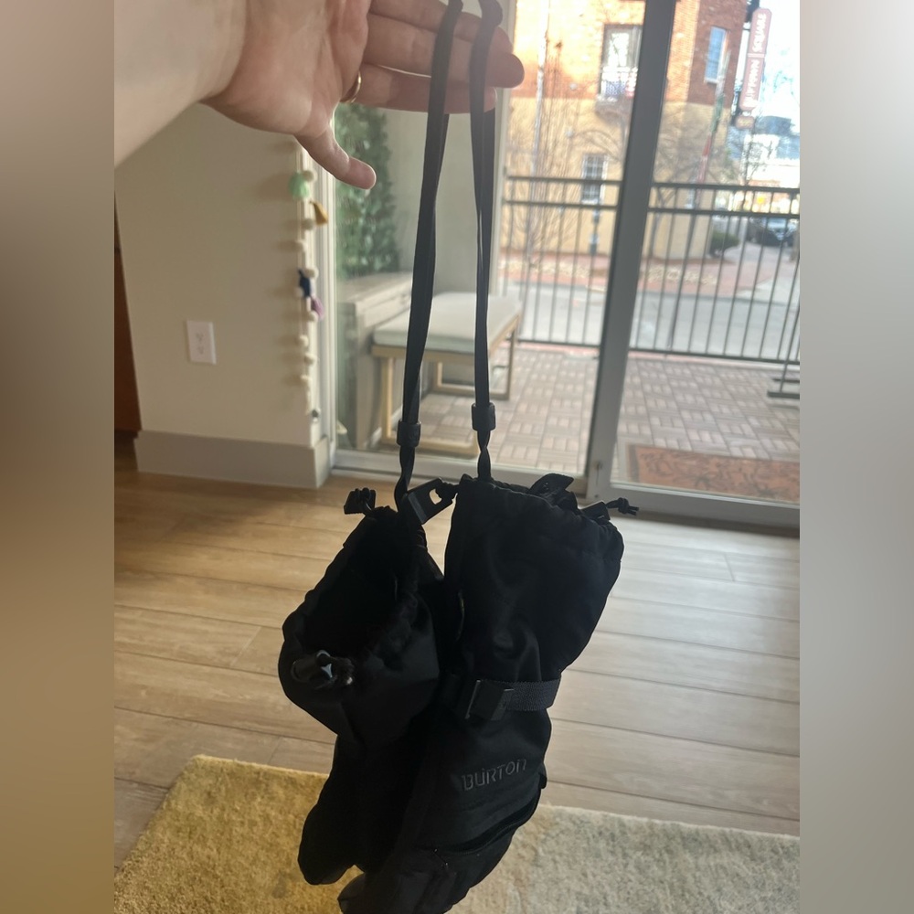 Burton Black Insulated Mittens